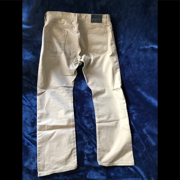 - levis pant - Picture 2 of 6